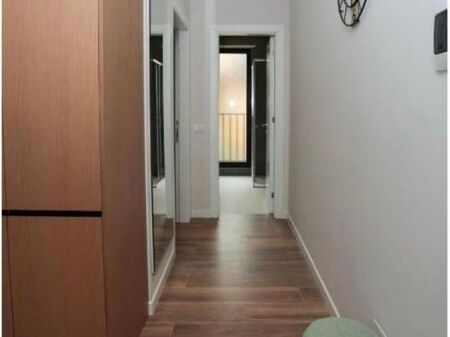 Shitet apartament 1+1 i investuar tek Rruga “Siri Kodra”!