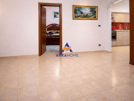 LOCALE COMMERCIALE IN AFFITTO 110M2 "IN VIA PJETER BUDI STRADA DI ELBASAN" 150.000 LEKE