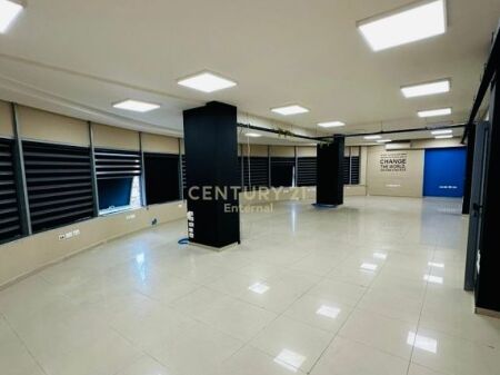 Complesso Halili - Affittasi 300m2 Ambiente Commerciale
