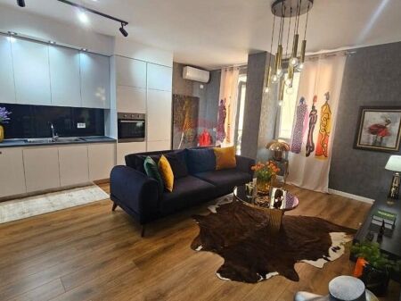 Appartamento 1+1- In Affitto - Via Naim Frashëri, Tirana  ID: 530221066-271