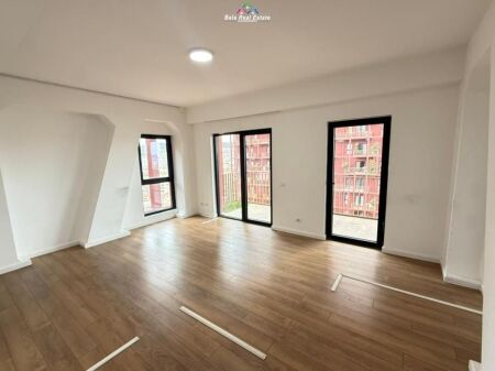 Ufficio in Affitto 2+1 presso il Complesso Garden Building (ID BZ2899) Tirana