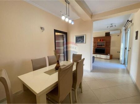  Appartamento 4+1 in Affitto – Centro, Valona