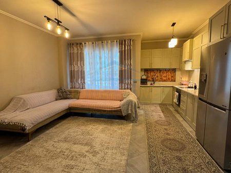 Shitet,Apartament 2+1+2, Kompleksi Tower Bridge,Rruga e Dibres.