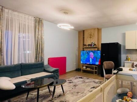 SHITET APARTAMENT 2+1 TE SHKOLLA E BASHKUAR