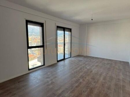 Shitet, Apartament 2+1+Post Parkimi, Kompleksi ASL 2