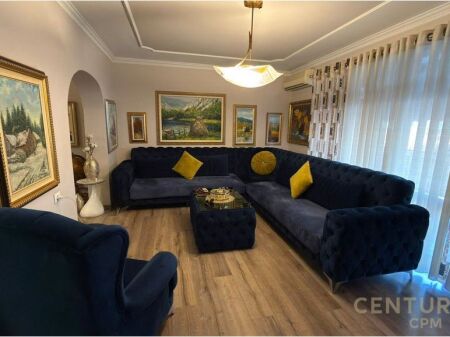  Shitet Apartament 2+1+2 – Rruga Naim Frashëri