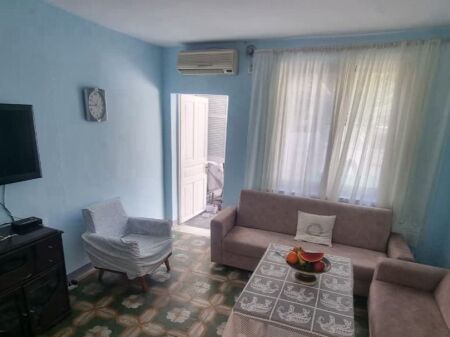 APARTAMENT ME QIRA 2+1- RRUGA FORTUZI