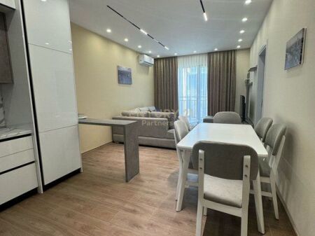 Apartament 2+1+Post Parkimi me qira te Kodra e Diellit