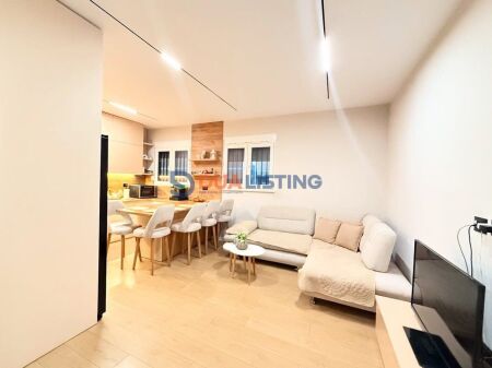 Affittasi appartamento 2+1, Via Dibres! 750 €