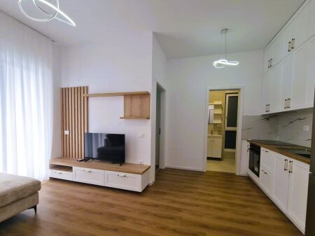 APARTAMENT ME QERA 1+1 NE SHKOZE!