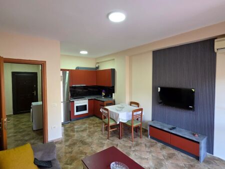  SHITET APARTAMENT 1+1 TEK SHKËMBI I KAVAJËS
