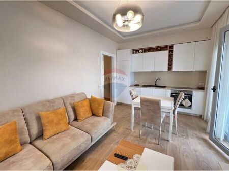  Appartamento 2+1 in Affitto – Prima Linea, Via Dhimitër Konomi, Vlora