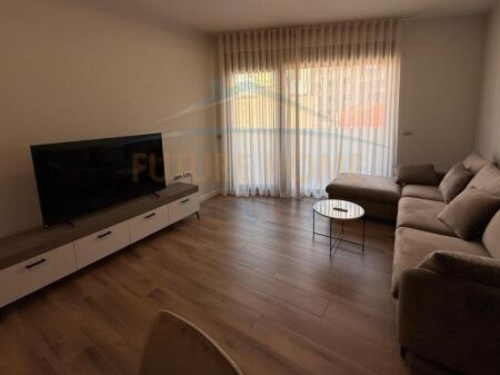 Qera, Apartament 2+1+2+Post Parkimi, Rruga e Elbasanit, Tiranë