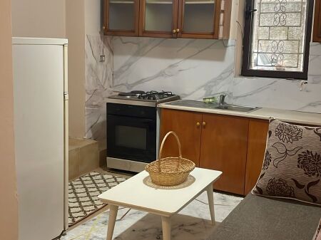 JEPET ME QERA APARTAMENT 1+1 – XHAMLLIK, SHESHI STRAUS