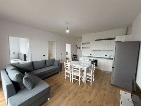  Apartament me qira në Paskuqan  •  Tipi: 2+1 Çmimi: 450 € / muaj