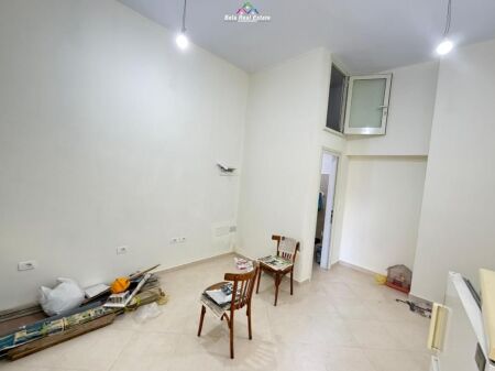 Negozio in Affitto presso l'ex Mercato Elettrico (ID BD21859) Tirana