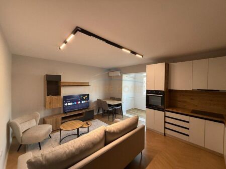 For sale, Apartment 1+1, Siri Kodra Street, Tirana