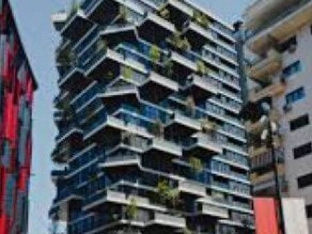 UFFICIO IN AFFITTO AL VERTICAL FOREST STRADA DI ELBASAN