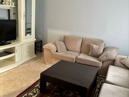 APARTAMENT PER QERA RRUGA E ELBASANIT