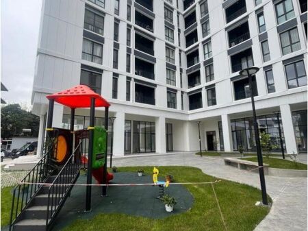 SHITET APARTAMENT 3+1+2 TEK KOMUNA E PARISIT, BEGA07
