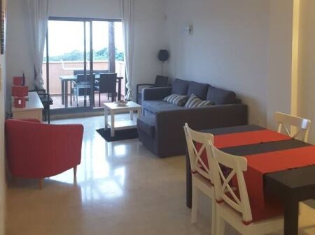 Kodra e diellit, jepet em qera apartament 1+1.