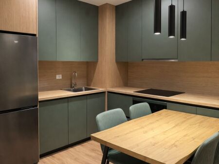 Apartament me qira, i super mobiluar, tek rezidenca Kadiu Mangalem 21.Cmimi 530 euro