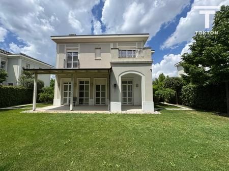 FOR RENT, INDIVIDUAL VILLA ROLLING HILLS RESIDENCE, TEG