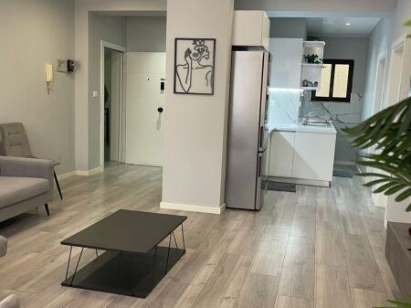 Appartamento 2+1 in Affitto a 21 Dhjetori, vicino all'Hotel Mondial!