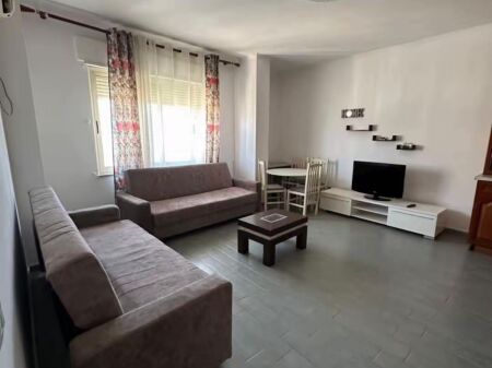 Shitet apartament 1+1 Prane Kodres se Diellit