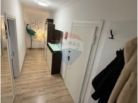 Appartamento - In Vendita  Astir Via Teodor Keko, Tirana