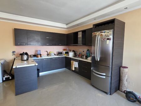 Jepet me qira apartament 1+1, Koder e Diellit