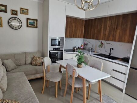 Former Shqiponja Square, 2+1 apartment for rent
