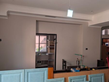 LOCALE IN AFFITTO 95 M2 BLLOK 170.000 LEKE  FH-67758