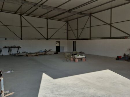 MAGAZZINO IN AFFITTO 250M2 FUSHE MEZEZ