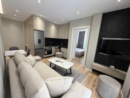 Jepet me qera apartament 1+1  Rruga Dritan Hoxha  Çmimi: 55,000 lekë/muaj