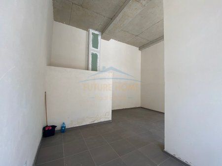 Qera, Ambient Biznesi, Rruga e Dibres, Tirane . Empire67048
