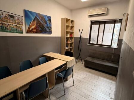 Locale in affitto per ufficio