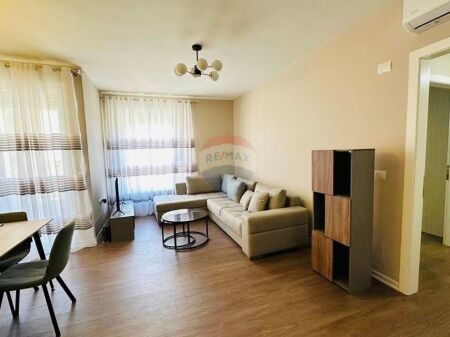 Apartament 2+1 Materniti i Ri