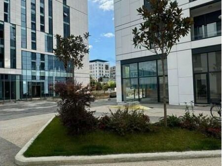 Shitet, Apartament 2+1+2, Akses Tirana, Ish Sheshi Shqiponja