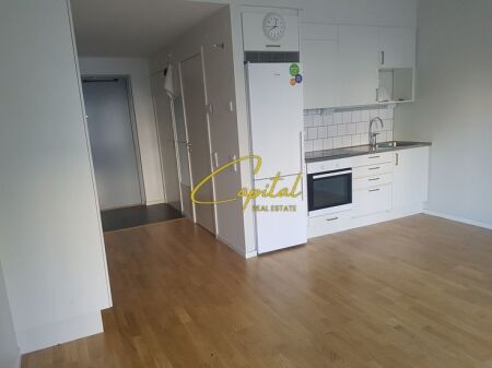 UFFICIO IN AFFITTO 75 M2 EX CAMPO DI AVIAZIONE 45.000 LEKE