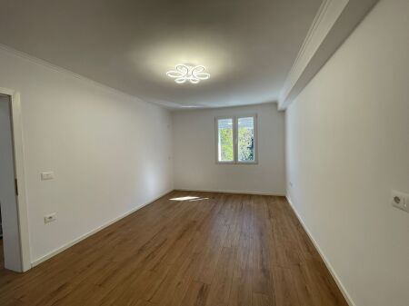 *Apartament 1+1 ne shitje-Myslym Shyri *