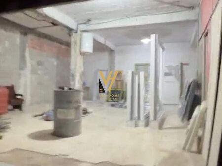 LOCALE COMMERCIALE 70 M2 IN AFFITTO A YZBERIZHT 50.000 LEKE