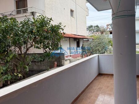 Apartment 1+1 for sale in Golem
