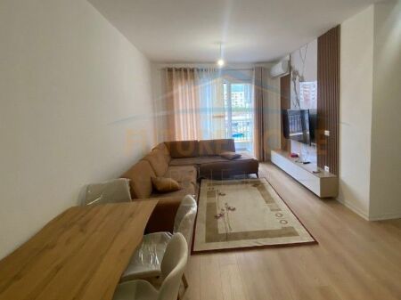 Qira Apartament 2+1+2, 5 Maj, Tiranë