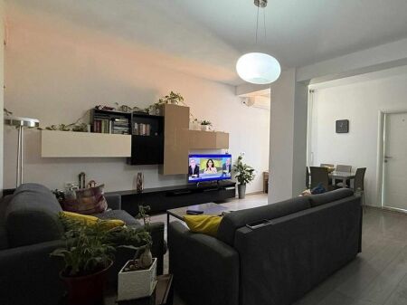 Brryli, ofrohet për qira apartament 2+1! 600 € /Muaj
