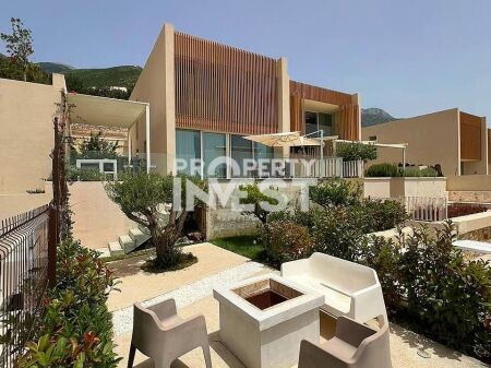 Vendesi Appartamento 2+1+giardino+Parcheggio Green Coast, Palase Dhermi