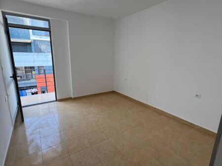 APARTMENT 1+1 FOR SALE – YZBERISHT, ÇABEJ COMPLEX