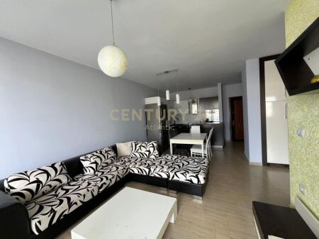 IN VENDITA APPARTAMENTO 2+1+2 BAGNI E 2 BALCONI PRESSO EX URT A DURRËS !