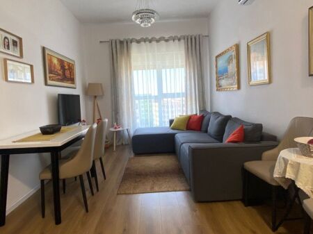 Shitet Apartament 1+1 – Ali Demi, Rezidenca Kadiu