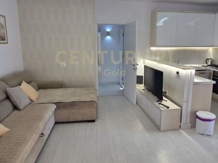 Apartament me qira 2+1 tek Selvia ,